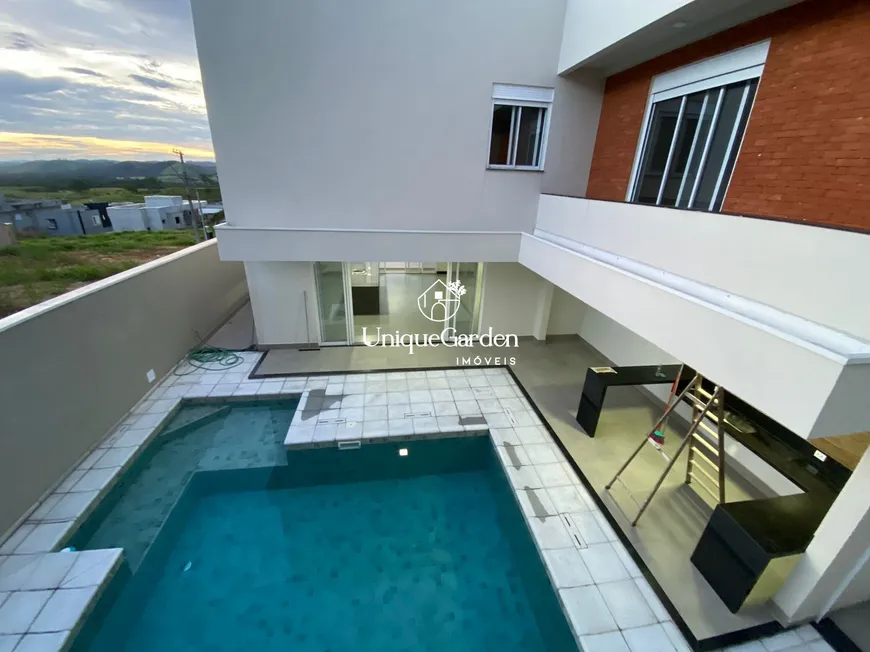 Foto 1 de Casa de Condomínio com 3 Quartos à venda, 370m² em Urbanova, São José dos Campos
