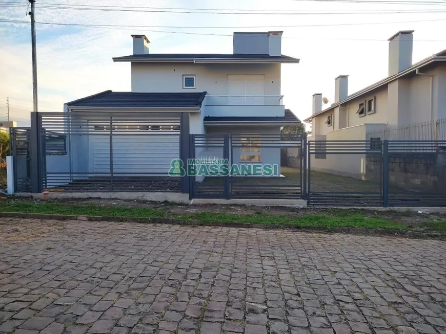 Foto 1 de Casa com 3 Quartos à venda, 200m² em São Luiz, Caxias do Sul