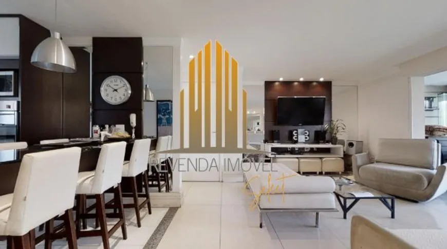 Foto 1 de Apartamento com 3 Quartos à venda, 185m² em Vila Andrade, São Paulo