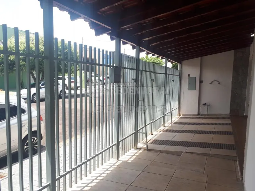 Foto 1 de Casa com 2 Quartos à venda, 90m² em Jardim Santa Maria, São José do Rio Preto