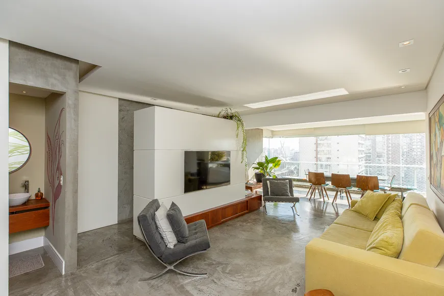 Foto 1 de Apartamento com 2 Quartos à venda, 138m² em Brooklin, São Paulo