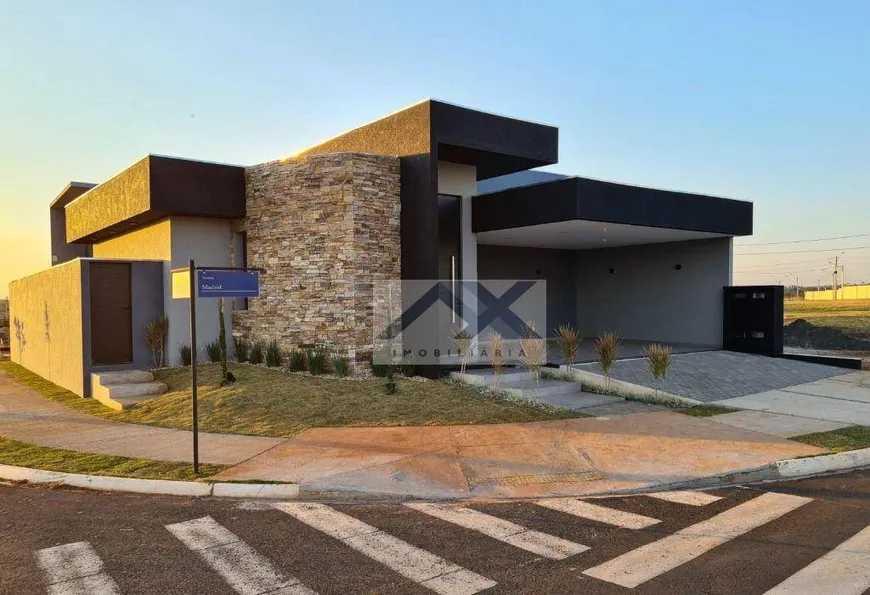 Foto 1 de Casa de Condomínio com 3 Quartos para venda ou aluguel, 200m² em Residencial Villa de Leon, Piratininga