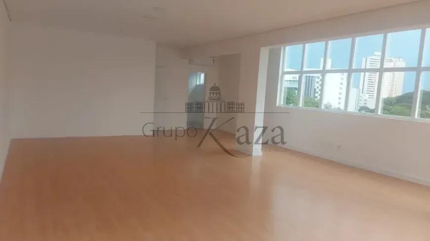 Foto 1 de Sala Comercial para alugar, 131m² em Jardim São Dimas, São José dos Campos