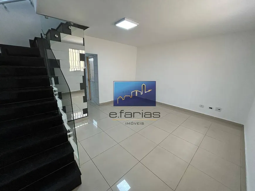 Foto 1 de Casa de Condomínio com 3 Quartos para alugar, 160m² em Vila Aricanduva, São Paulo