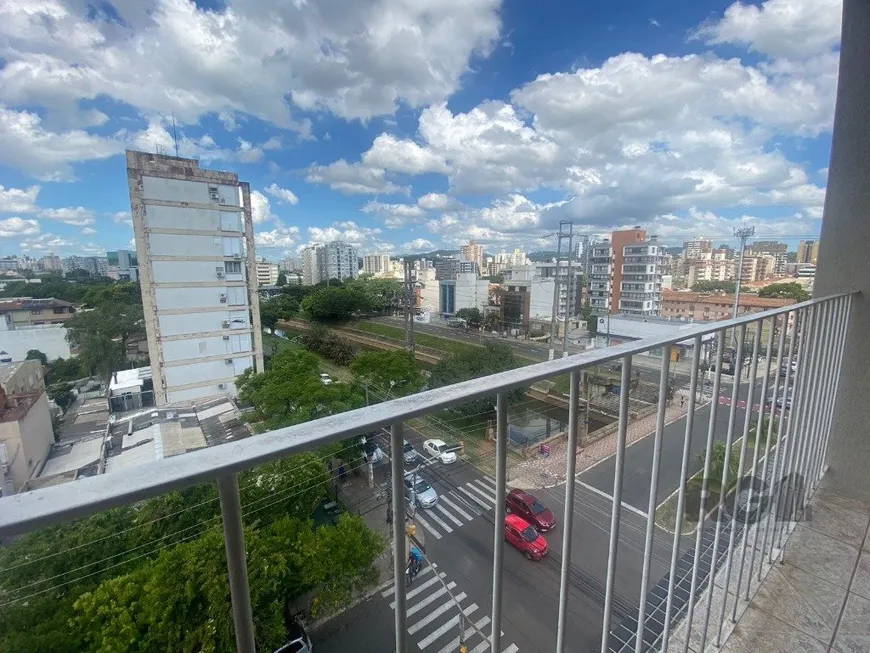 Foto 1 de Apartamento com 2 Quartos à venda, 77m² em Praia de Belas, Porto Alegre