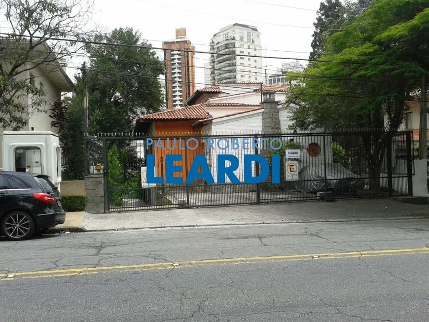 Foto 1 de Casa com 6 Quartos à venda, 443m² em Pacaembu, São Paulo