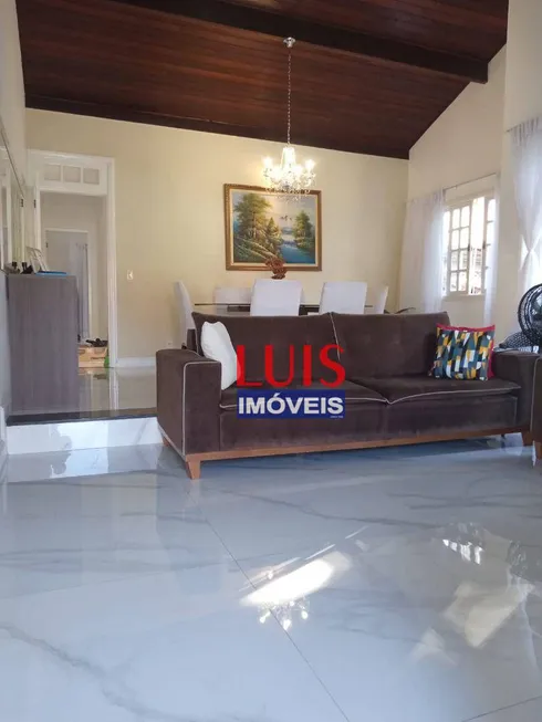 Foto 1 de Casa com 4 Quartos à venda, 194m² em Piratininga, Niterói