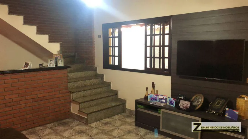 Foto 1 de Sobrado com 3 Quartos à venda, 252m² em Jardim Nova Taboão, Guarulhos