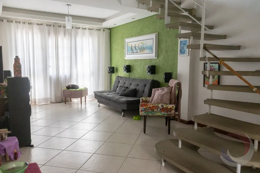Foto 1 de Casa com 4 Quartos à venda, 351m² em Nossa Senhora do Rosário, São José
