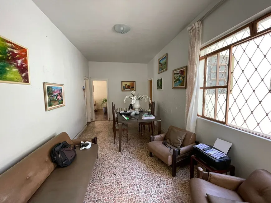 Foto 1 de Casa com 7 Quartos à venda, 330m² em Anchieta, Belo Horizonte