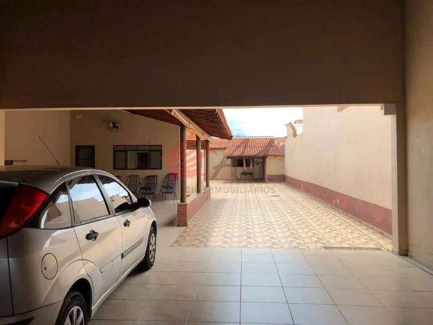 Foto 1 de Casa com 2 Quartos à venda, 335m² em Vila Nova Santa Luzia, Bauru