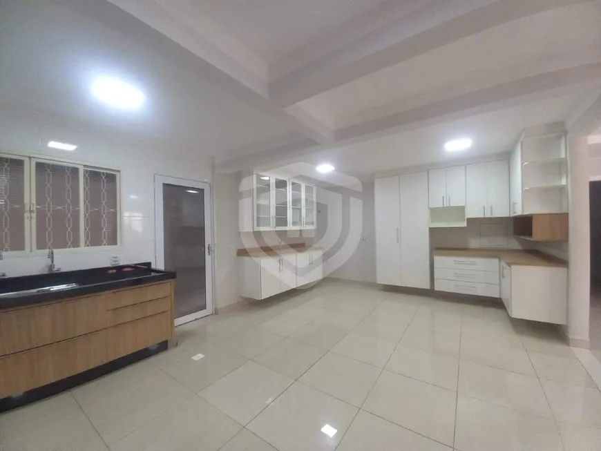 Foto 1 de Casa de Condomínio com 4 Quartos à venda, 160m² em Vila Altinópolis, Bauru