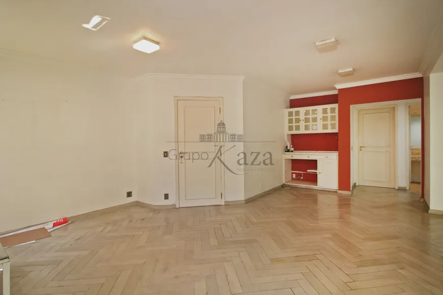 Foto 1 de Apartamento com 2 Quartos à venda, 150m² em Jardim Europa, São Paulo