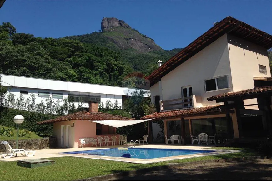 Foto 1 de Casa com 5 Quartos à venda, 620m² em Barra da Tijuca, Rio de Janeiro