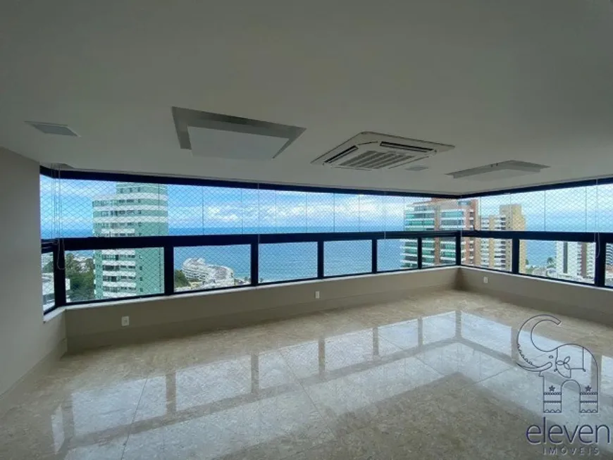 Foto 1 de Apartamento com 5 Quartos à venda, 234m² em Barra, Salvador