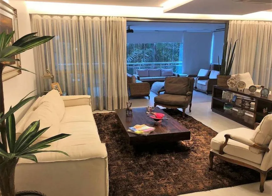 Foto 1 de Apartamento com 4 Quartos à venda, 298m² em Barra da Tijuca, Rio de Janeiro