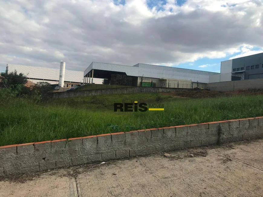 Foto 1 de Lote/Terreno à venda, 3200m² em Iporanga, Sorocaba