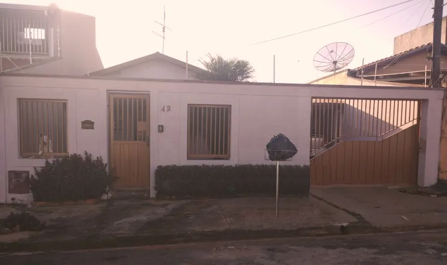 Foto 1 de Casa com 2 Quartos à venda, 85m² em Residencial do Bosque, Cosmópolis