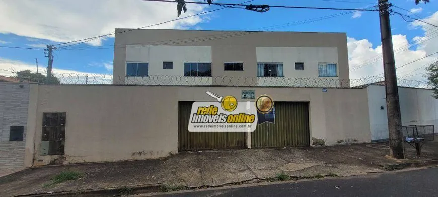 Foto 1 de Apartamento com 2 Quartos para alugar, 54m² em São José, Uberaba