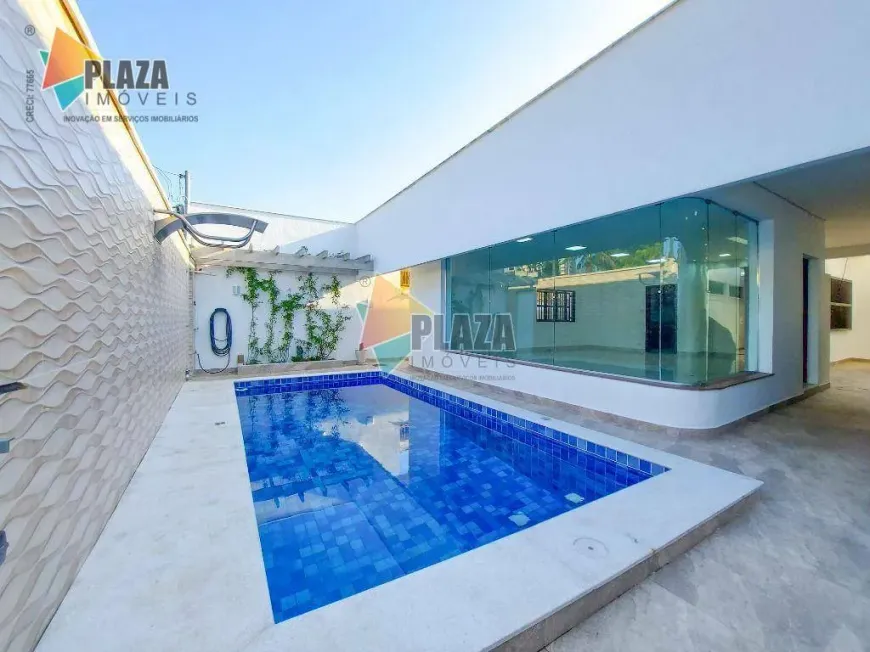 Foto 1 de Casa com 3 Quartos à venda, 265m² em Canto do Forte, Praia Grande