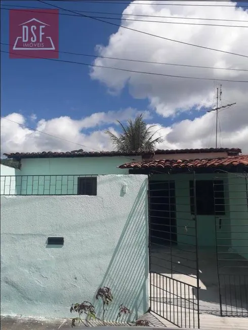 Foto 1 de Casa com 4 Quartos à venda, 80m² em Santos Dumont, Maranguape
