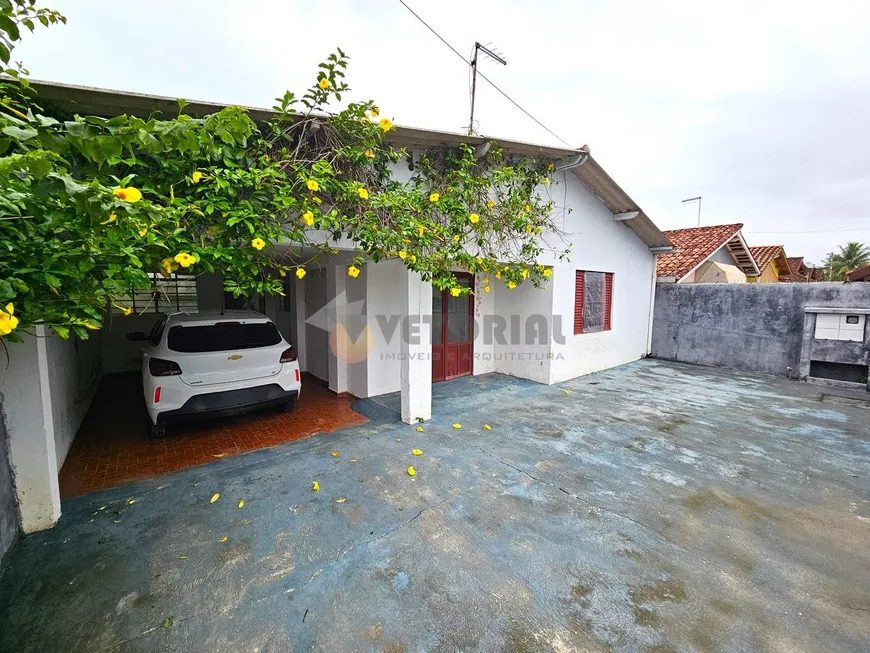 Foto 1 de Casa com 2 Quartos à venda, 108m² em Porto Novo, Caraguatatuba