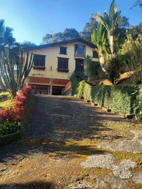 Foto 1 de Casa com 4 Quartos à venda, 300m² em Visconde de Mauá, Resende