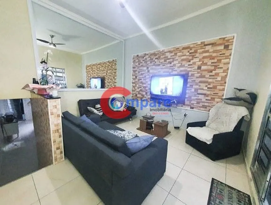 Foto 1 de Casa de Condomínio com 3 Quartos à venda, 338m² em Água Chata, Guarulhos