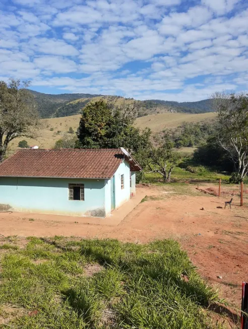 Foto 1 de Fazenda/Sítio com 2 Quartos à venda, 2300m² em Centro, Piracaia