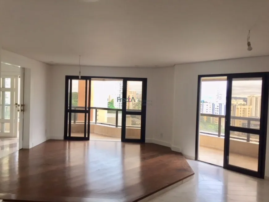 Foto 1 de Apartamento com 4 Quartos para venda ou aluguel, 242m² em Morumbi, São Paulo