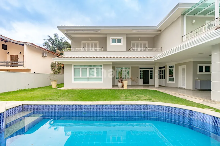 Foto 1 de Casa com 5 Quartos para venda ou aluguel, 640m² em Alphaville, Barueri