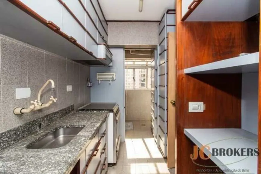 Foto 1 de Apartamento com 2 Quartos à venda, 70m² em Moema, São Paulo