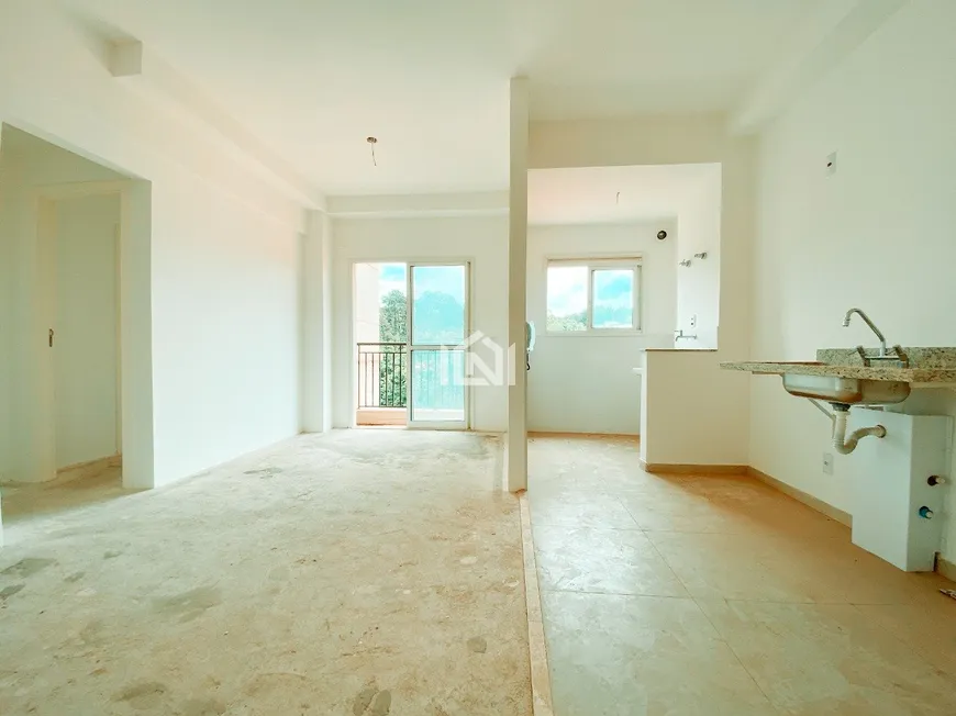 Foto 1 de Apartamento com 2 Quartos à venda, 58m² em Granja Viana, Cotia