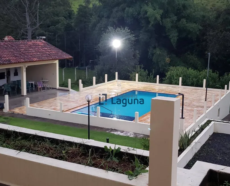 Foto 1 de Fazenda/Sítio com 10 Quartos à venda, 872m² em , Lindóia