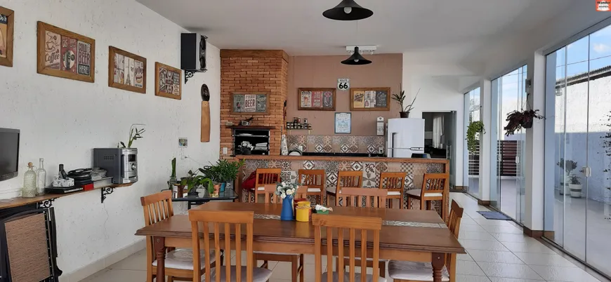 Foto 1 de Casa de Condomínio com 3 Quartos à venda, 295m² em Residencial Terras de Santa Cruz, Bragança Paulista
