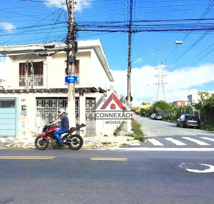 Foto 1 de Sobrado com 4 Quartos à venda, 220m² em Vila Amorim, Suzano