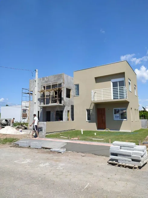 Foto 1 de Casa de Condomínio com 2 Quartos à venda, 70m² em , Garopaba