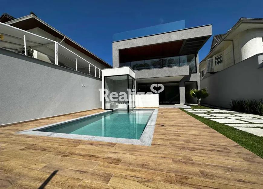 Foto 1 de Casa de Condomínio com 4 Quartos à venda, 340m² em Barra da Tijuca, Rio de Janeiro