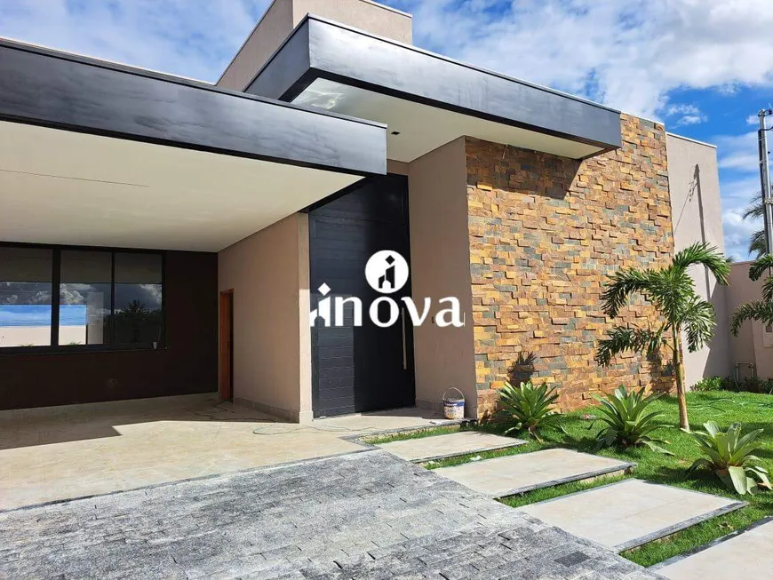 Foto 1 de Casa de Condomínio com 4 Quartos à venda, 380m² em Residencial Mário de Almeida Franco, Uberaba