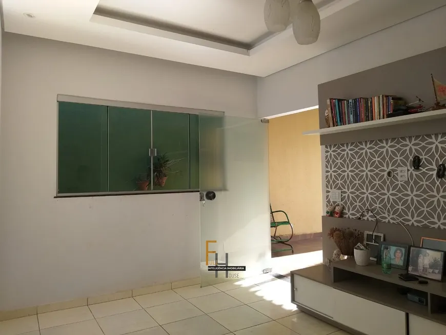 Foto 1 de Casa com 2 Quartos à venda, 92m² em Jardim Helvécia, Aparecida de Goiânia