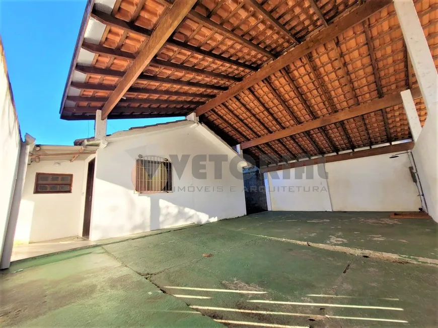 Foto 1 de Casa com 2 Quartos à venda, 62m² em Travessão, Caraguatatuba