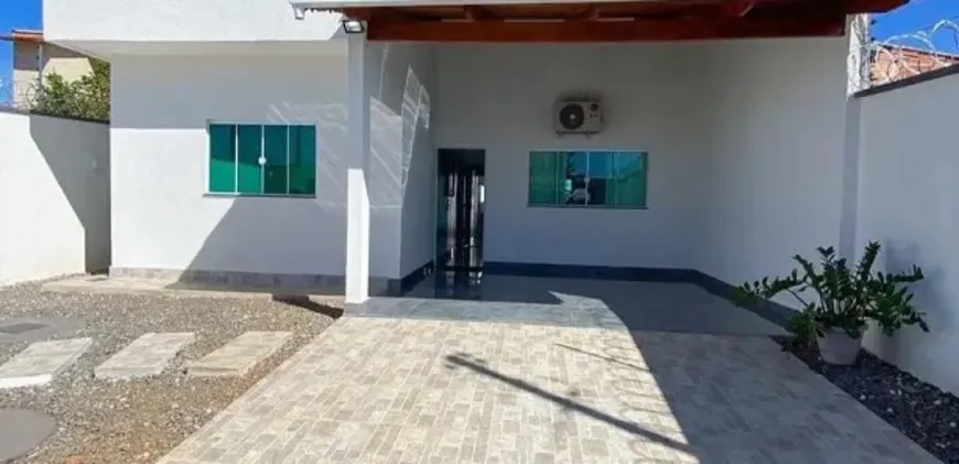 Foto 1 de Casa com 2 Quartos à venda, 100m² em Itinga, Lauro de Freitas