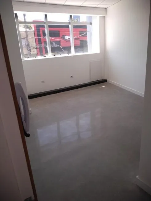 Foto 1 de Sala Comercial para alugar, 30m² em Quarta Parada, São Paulo