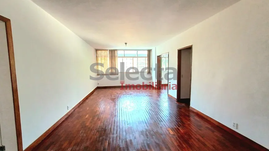 Foto 1 de Apartamento com 4 Quartos à venda, 130m² em Lagoa, Rio de Janeiro