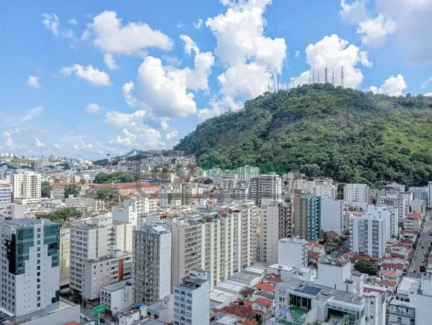 Foto 1 de Apartamento com 2 Quartos à venda, 104m² em Centro, Juiz de Fora