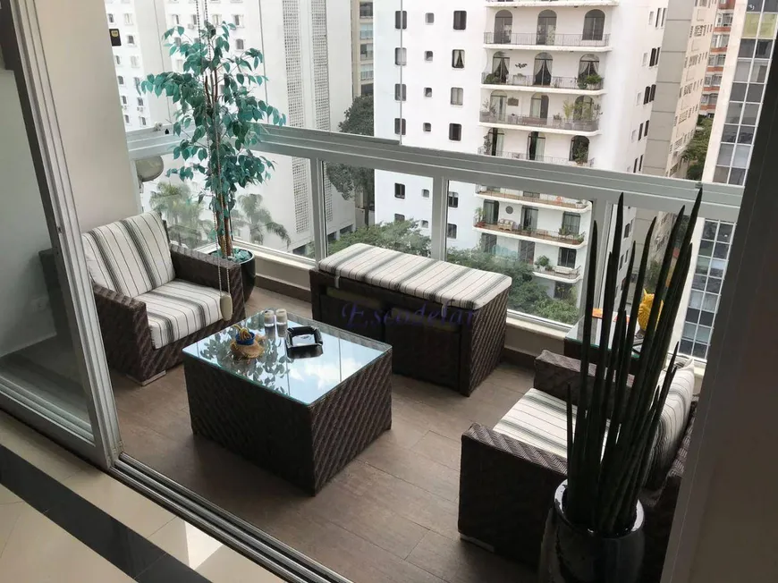 Foto 1 de Apartamento com 2 Quartos à venda, 230m² em Jardim América, São Paulo