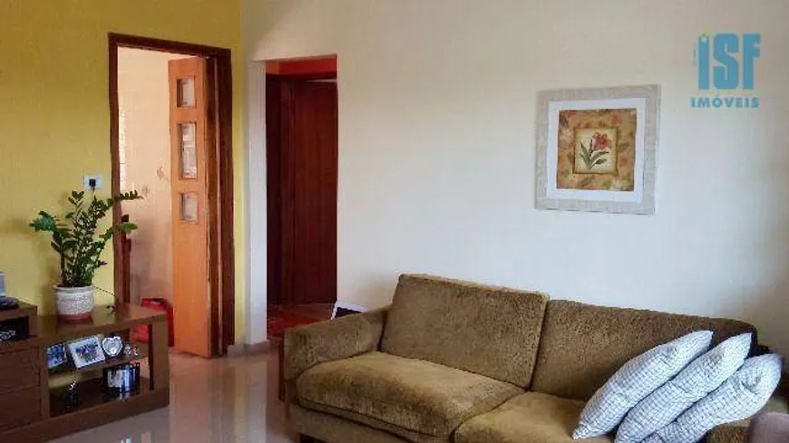 Foto 1 de Casa com 3 Quartos à venda, 250m² em Umuarama, Osasco