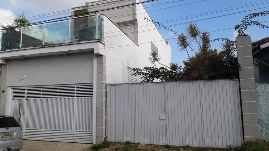 Foto 1 de Casa com 2 Quartos à venda, 110m² em Vila Ercília, Itaquaquecetuba