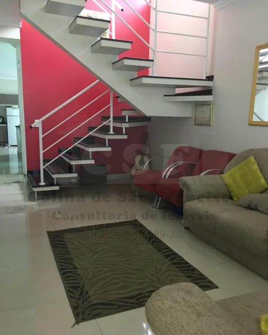 Foto 1 de Casa com 3 Quartos para alugar, 200m² em Vila Campesina, Osasco
