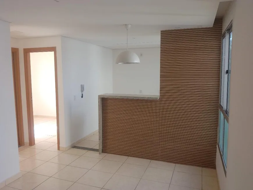 Foto 1 de Apartamento com 2 Quartos à venda, 48m² em Ypiranga, Valparaíso de Goiás